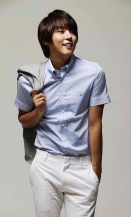 Yoon Si Yoon Fotoğrafları 204