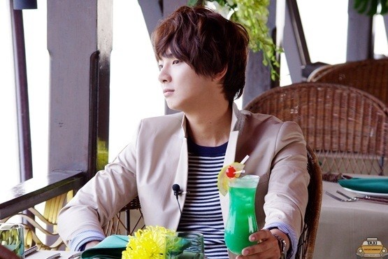 Yoon Si Yoon Fotoğrafı