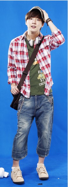 Yoon Si Yoon Fotoğrafı