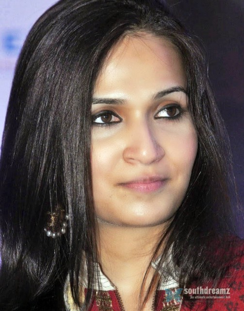 Soundarya Rajinikanth Fotoğrafları 6