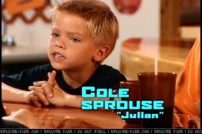 Cole Sprouse Fotoğrafları 11