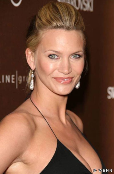 Natasha Henstridge Fotoğrafları 2