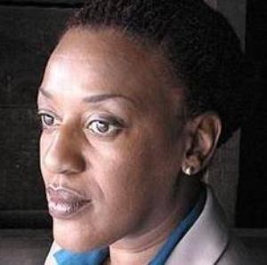 CCH Pounder Fotoğrafları 2