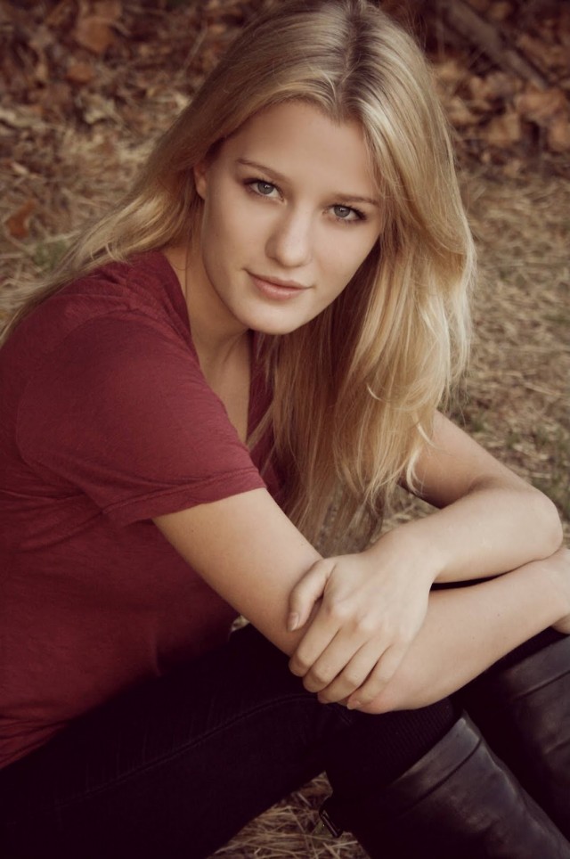 Ashley Grace Fotoğrafı