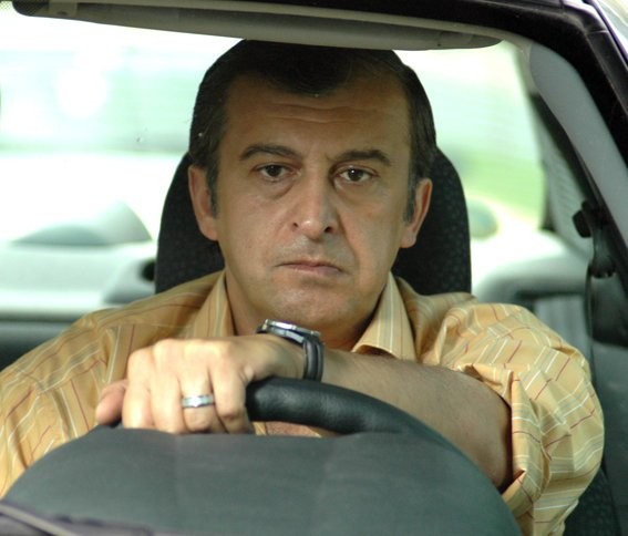 Hüseyin Avni Danyal fotoğrafı