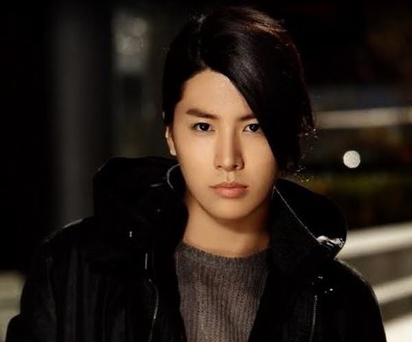 No Min-woo Fotoğrafı