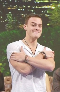 Kerem Bürsin Fotoğrafı