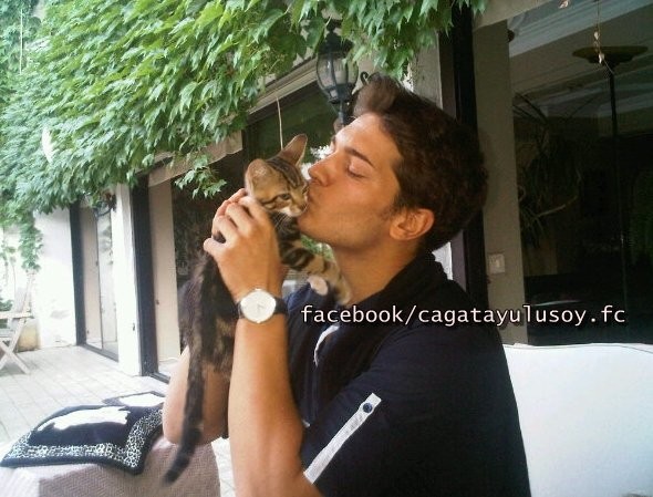 Çağatay Ulusoy Fotoğrafı