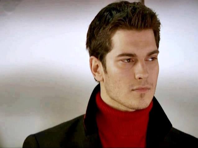 Çağatay Ulusoy Fotoğrafları 524