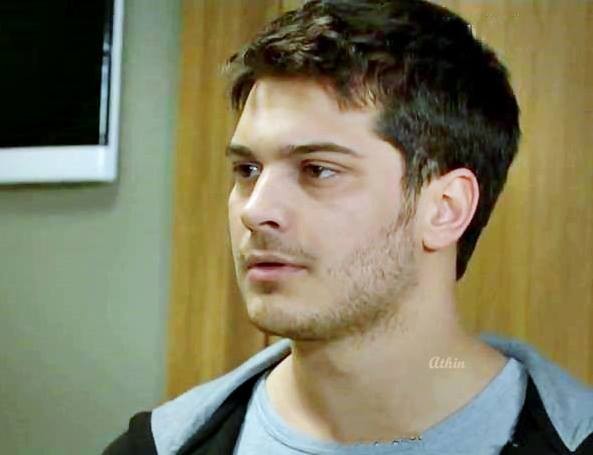 Çağatay Ulusoy Fotoğrafı