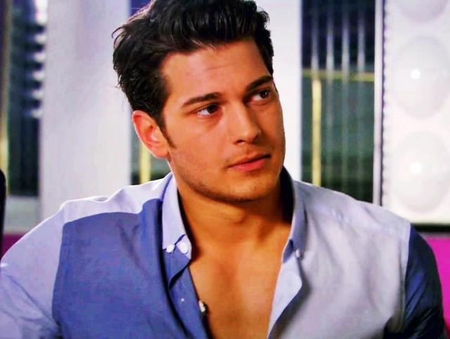 Çağatay Ulusoy Fotoğrafı