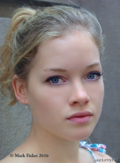 Jane Levy Fotoğrafı