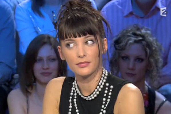 Erika Moulet fotoğrafı