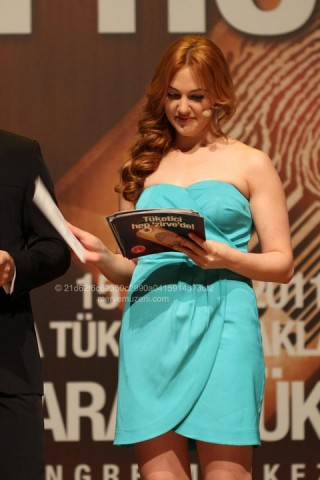 Meryem Uzerli Fotoğrafı