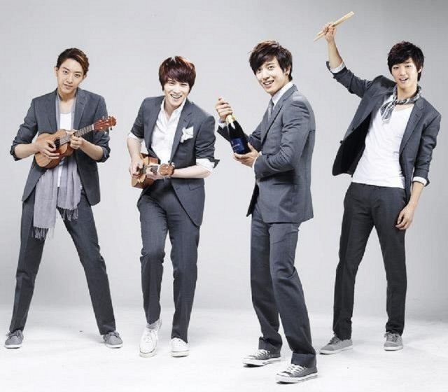 Kang Min-hyuk Fotoğrafı