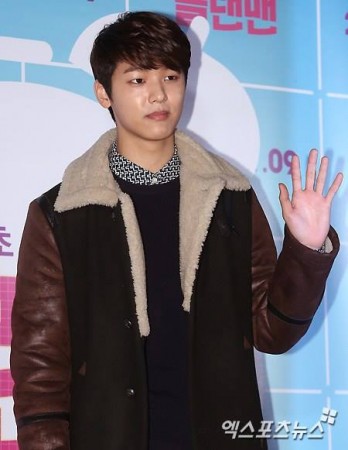 Kang Min-hyuk Fotoğrafları 81