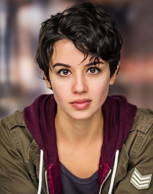 Jenna Kanell Fotoğrafı