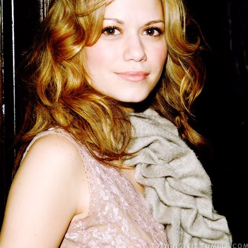 Bethany Joy Lenz Fotoğrafları 28