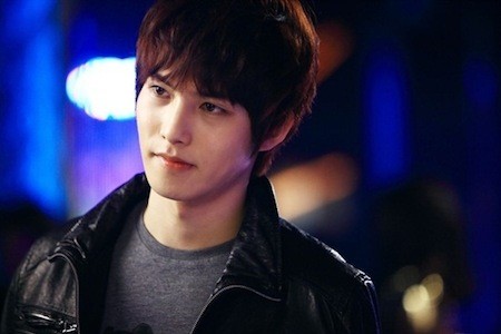 Lee Jong-hyun Fotoğrafı