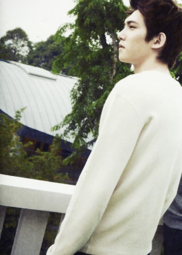 Lee Jong-hyun Fotoğrafı