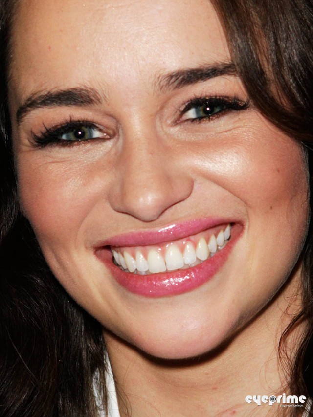 Emilia Clarke Fotoğrafı