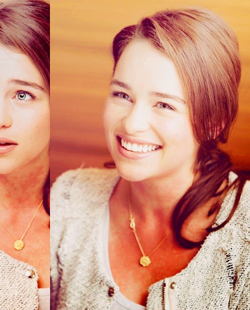 Emilia Clarke Fotoğrafı