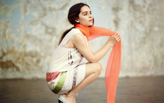 Emilia Clarke Fotoğrafı