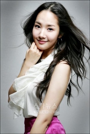 Park Min-young Fotoğrafı