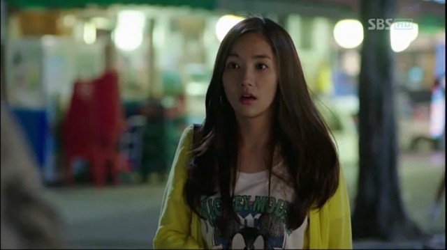 Park Min-young Fotoğrafı