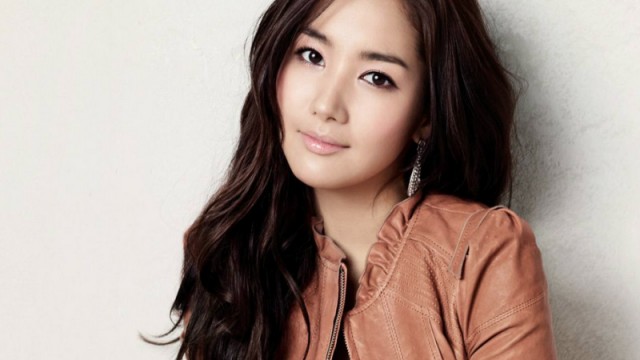 Park Min-young Fotoğrafı