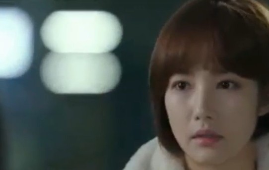 Park Min-young Fotoğrafı