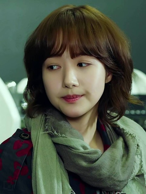 Park Min-young Fotoğrafı