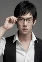 Yoo Yun-suk Fotoğrafı