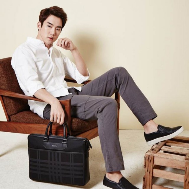 Yoo Yun-suk Fotoğrafı
