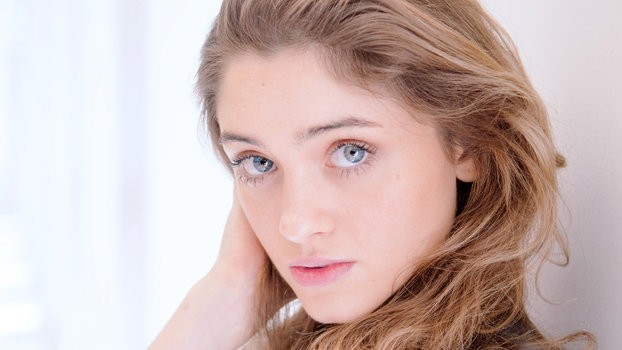 Natalia Dyer Fotoğrafları 24