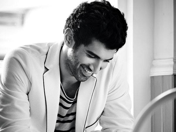 Aditya Roy Kapoor Fotoğrafı