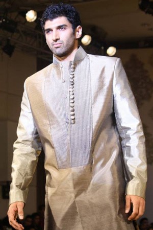 Aditya Roy Kapoor Fotoğrafı