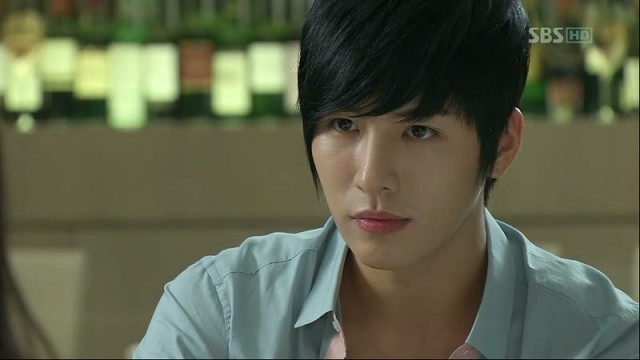 No Min-woo Fotoğrafı