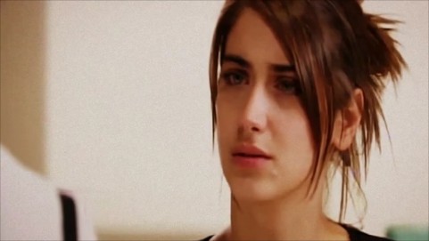 Hazal Kaya Fotoğrafı