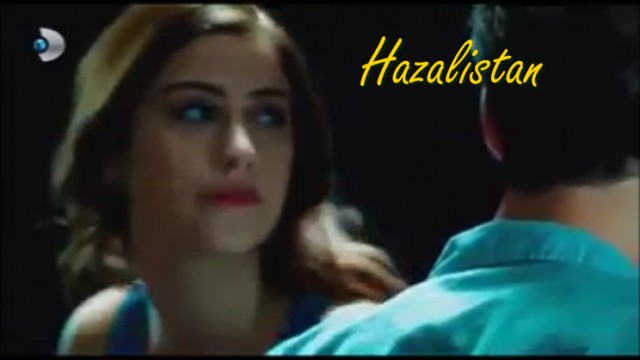 Hazal Kaya Fotoğrafı