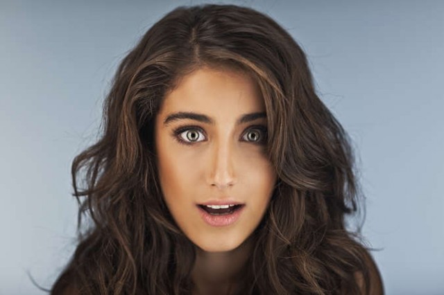 Hazal Kaya Fotoğrafları 772