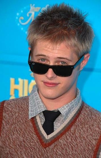 Lucas Grabeel Fotoğrafları 48