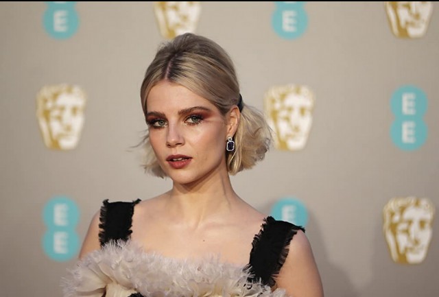 Lucy Boynton Fotoğrafı