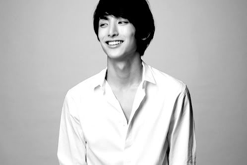 Lee Soo-hyuk Fotoğrafı