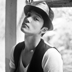 Kim Jin-woo Fotoğrafı