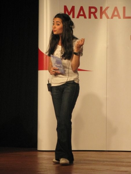 Özge Elif Yeşilyurt Fotoğrafı