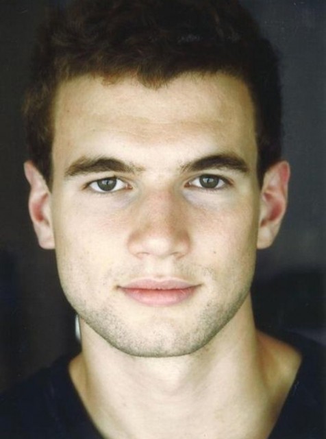 Alex Russell Fotoğrafları 7