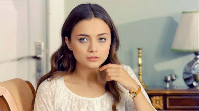 Damla Sönmez Fotoğrafı