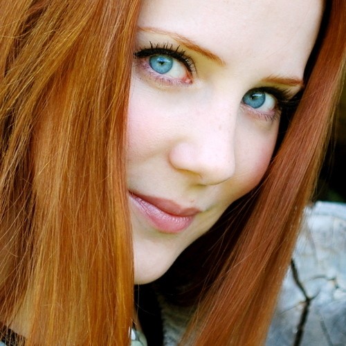 Simone Simons Fotoğrafı