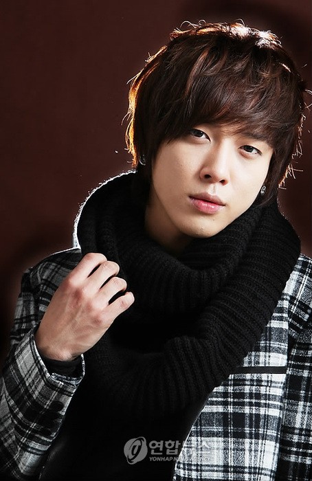 Jung Yong-Hwa Fotoğrafı